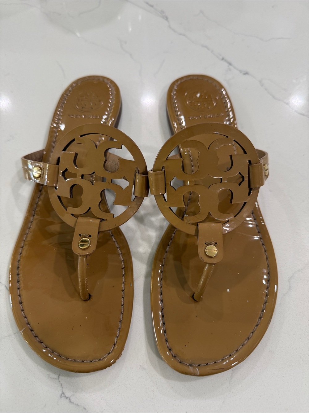 Women’s Tan Patent Leather Thong Sandals